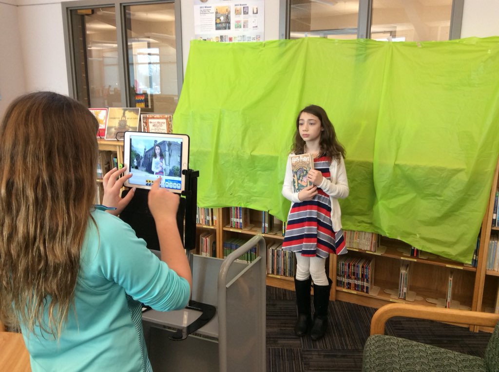 CHE 5th graders are creating green screen projects with their Festival of the Famous research. #BVthisisTECH@bvlibraries <a href="/CedarHillsElem/">Cedar Hills Elementary</a>