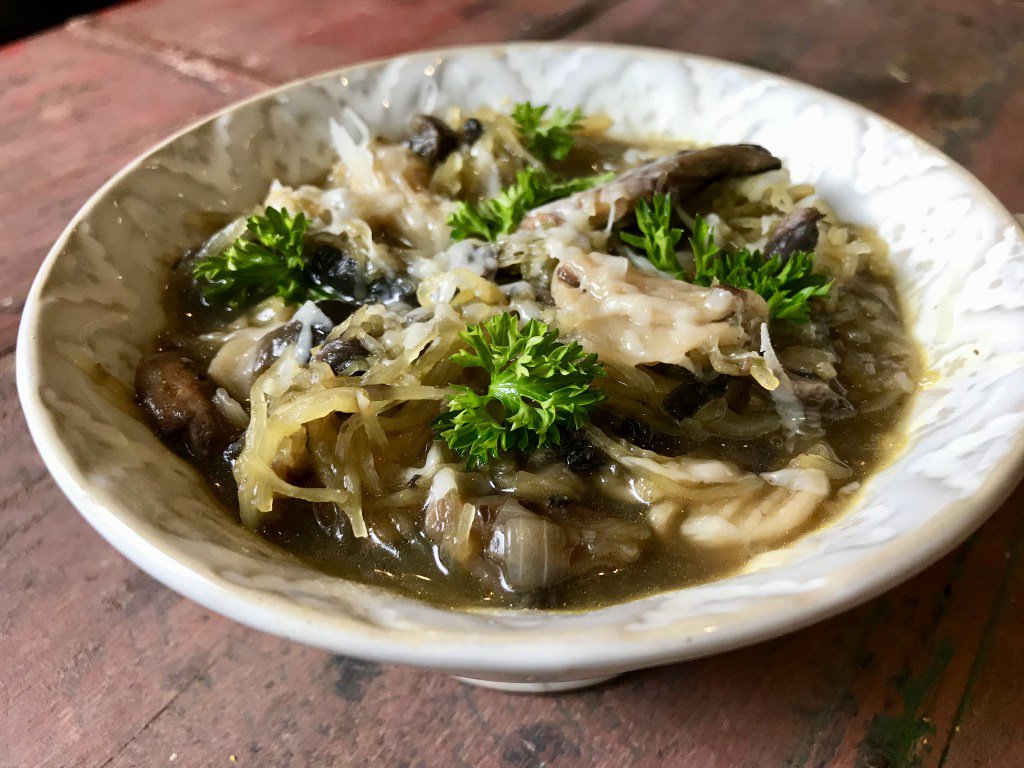 Spaghetti Squash Orecchietti Mushroom Soup orlandodietitian.com/2018/02/05/spa…