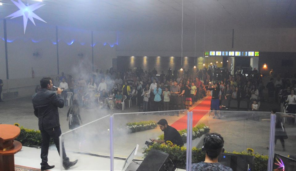 "Jesus Cristo chegou e mudou minha história mandou todo mal embora e vida nova me deu!" 🎶🎤#DeBemComAVida #DaviSilva #Music #Sertanejo #MúsicaCristã <a href="/davisilvalouvor/">David Silva</a>