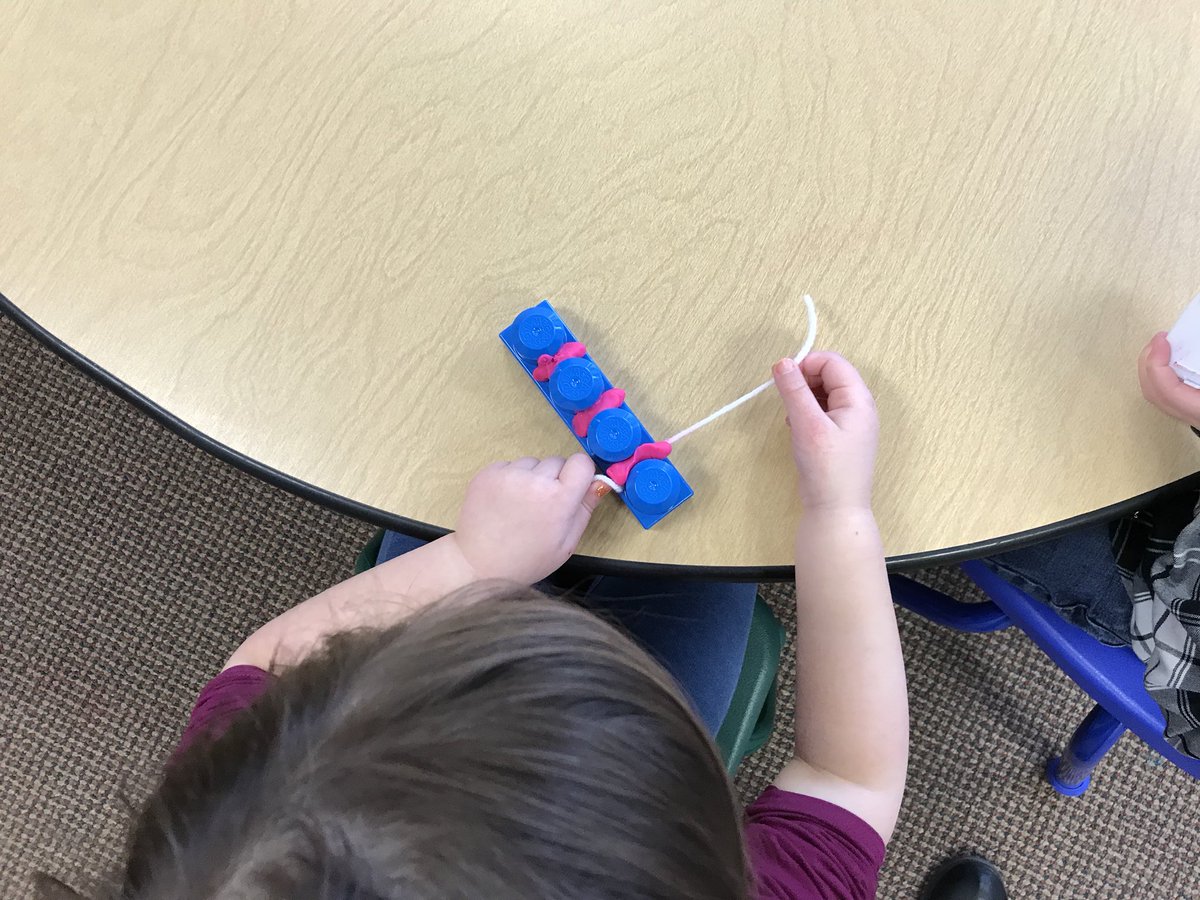 melpuleo's tweet photo. Starting the week off w/ some fun ways to learn about Dental Health. #DentalHealthMonth #ToothbrushPainting #CountingTeeth #Brushing #Floss https://t.co/iay0XZArEJ