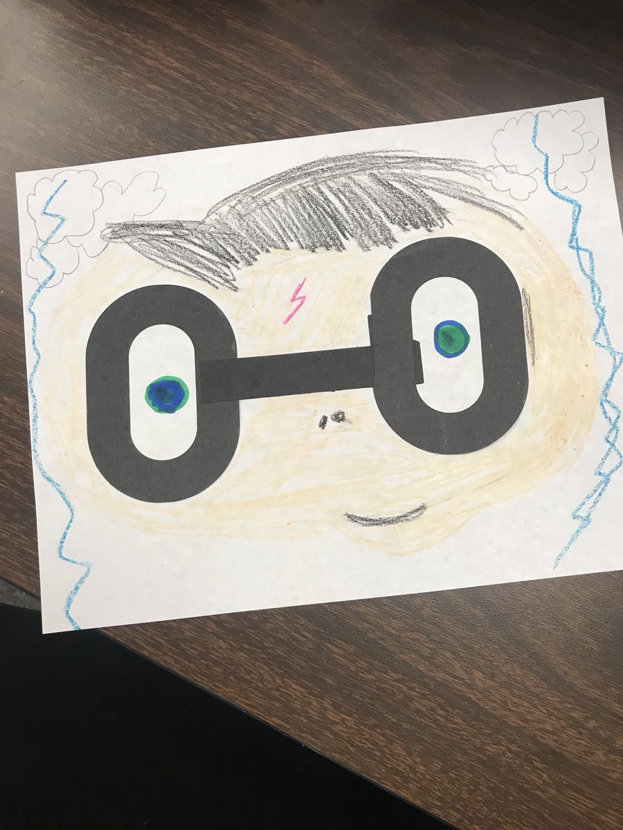 mrsritterBES's tweet photo. Ss celebrate the 100th day by putting their creativity to the test. Next up, 100 word stories describing what’s happening in their pictures #Texan2Step #GCISDHumanities https://t.co/7eHjcB5VyS
