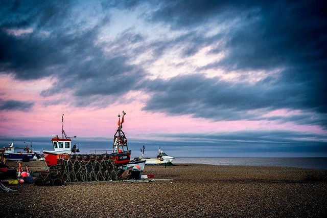 southwoldphoto's tweet photo. Aldeburgh fishing fleet
.
#fishing #fleet #colours #dusk #boat #aldeburgh #aldeburghbeach #suffolk #suffolkcollective #colourful #boating #sea #twilight #weather #color #sonyimages #zeiss #sonyalpha #evening #calm #winter #water #horizon #sunset #cloudsc… https://t.co/Q3cBaYoSPE https://t.co/0GLmsiBLz4