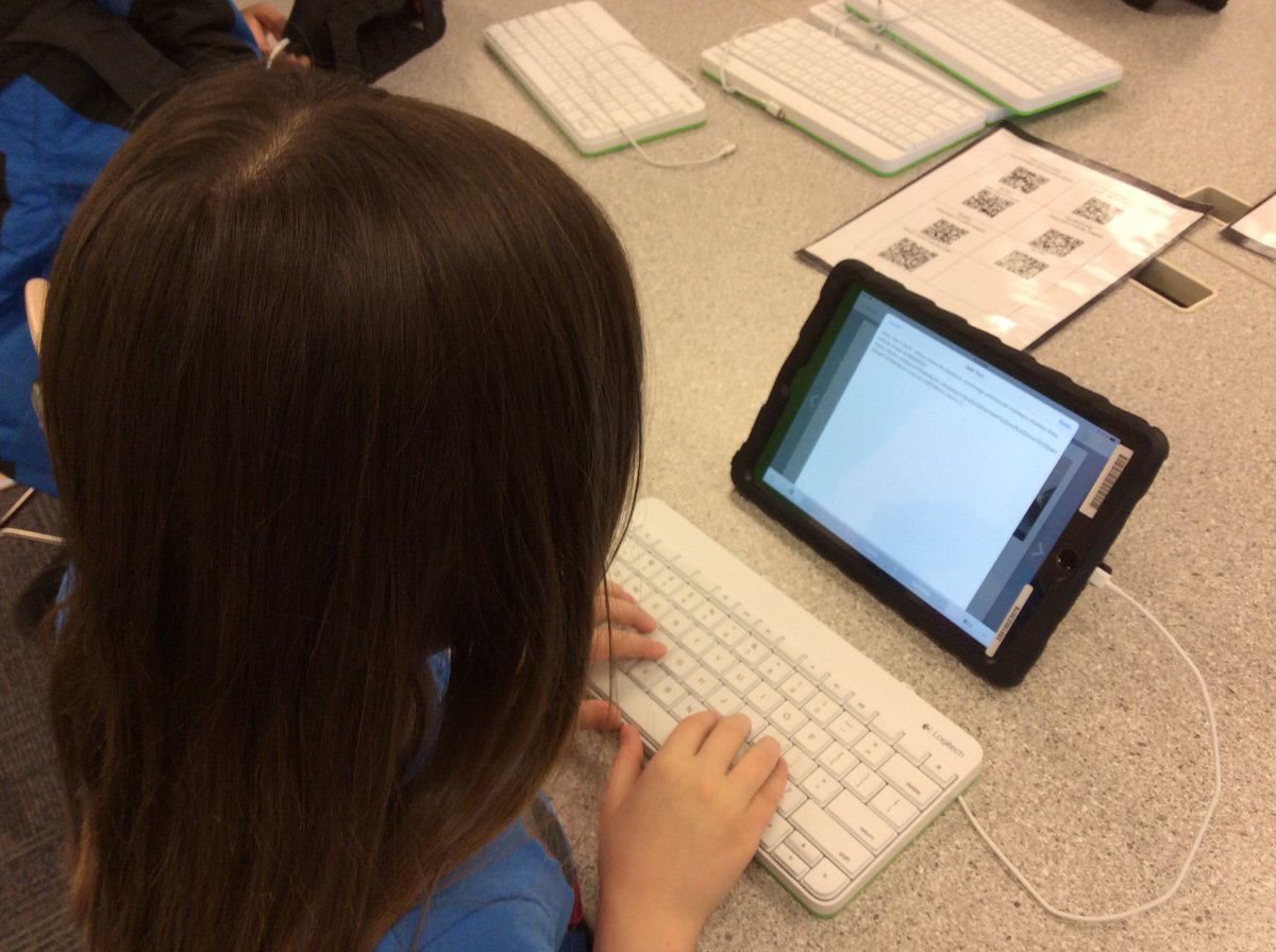3rd graders learning how to cite their sources for a project in the <a href="/BookCreatorApp/">Book Creator from Kami</a>