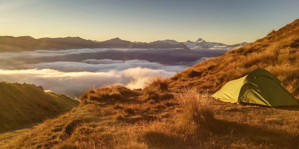 TELWellness's tweet photo. What Essential Oils should you bring on your next camping trip?

Find out here: https://t.co/76NXwIHthR

#EssentialOils #Camping https://t.co/TGAiuKmiai