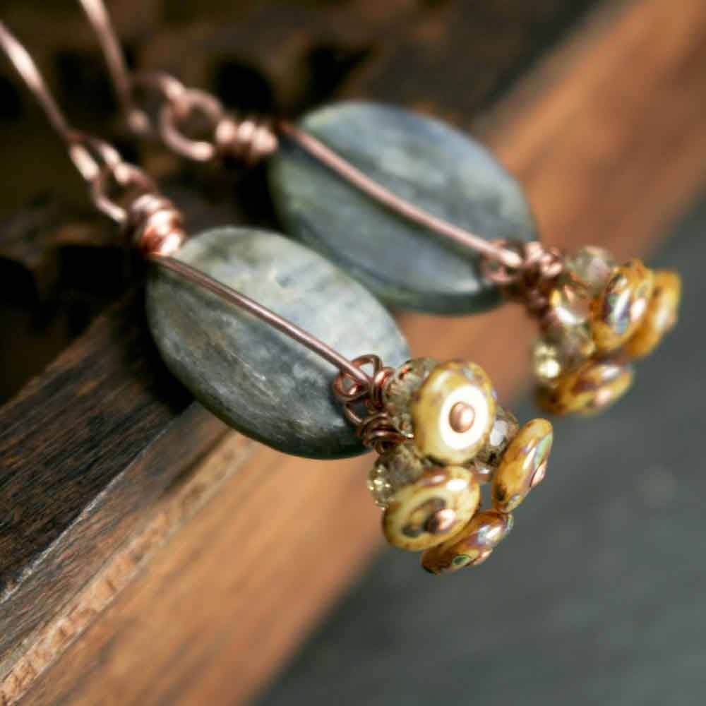 roseanddella's tweet image. Icy Blue Kyanite Dangle Earrings with Copper Forged Earwires and… tuppu.net/a82e0e53 #necklace #DifferentShapes