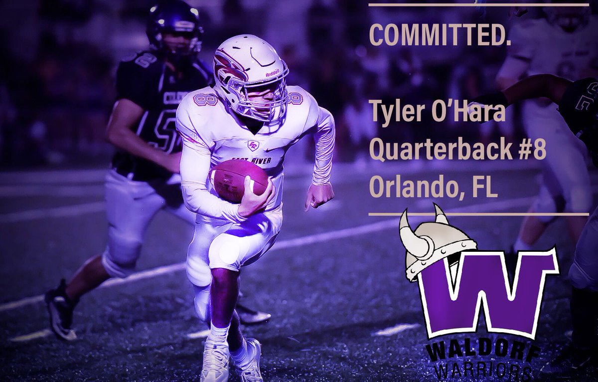 C_3TO's tweet photo. Committed. 📝🏈 #WarriorUp #HardHatMentality https://t.co/i1iEoPAhYl