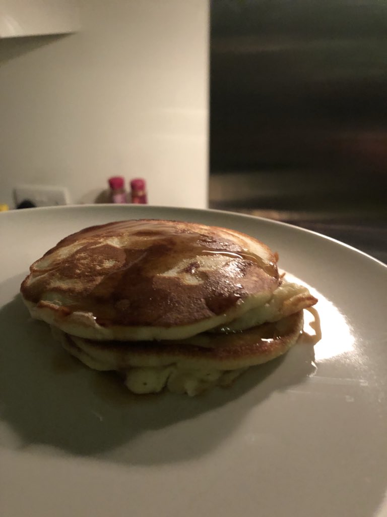 leonardcook_'s tweet photo. @Georgia_Evans3 and I canβt sleep ... so what do we do ?? Nope , not that. We make pancakes !! #secreteaters #weddingbod #weightlossjourney #somuchsugar #nevergoingtosleep π±π₯π₯π·π·π¨π»βπ³π°π»π¨π»ββοΈπ€¦π»ββοΈπ€¦π»ββοΈ https://t.co/cp1YwCJrLK