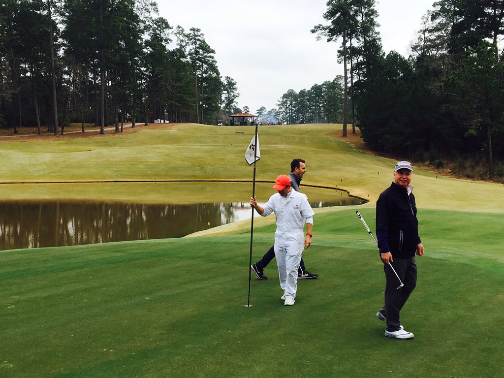 elwood_cody's tweet photo. Thanks @BluejackNtl and @BluejackNation!  UNREAL, Absolutely UNREAL! #aboveandbeyondservice @Back9Eddie https://t.co/Ryw2bRb3Le