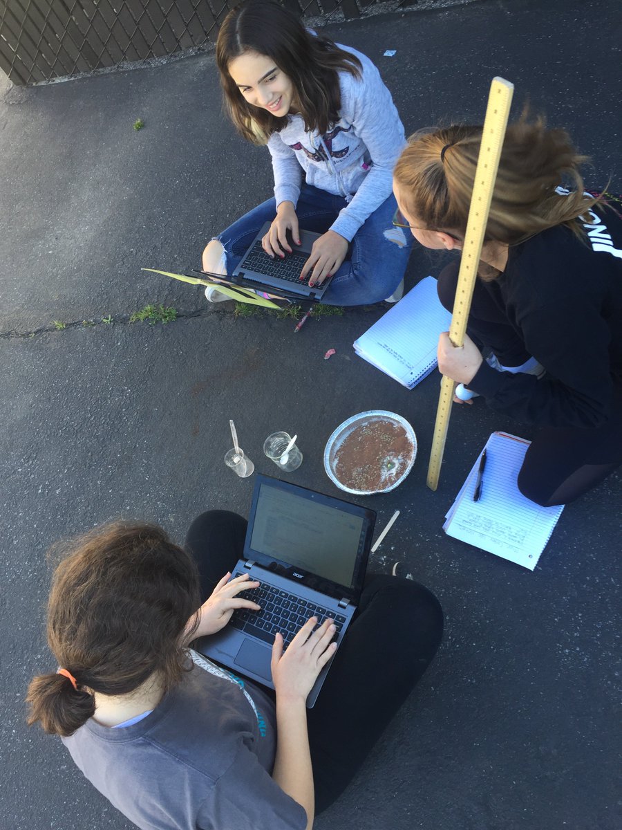 Randolph_teach's tweet photo. Had fun being an 8th grade science teacher for part of 2nd period today. Learned about a new Alzheimer’s predictor during News and Views and then got watch a lab demonstrating moon crators! https://t.co/SWhFVsAela