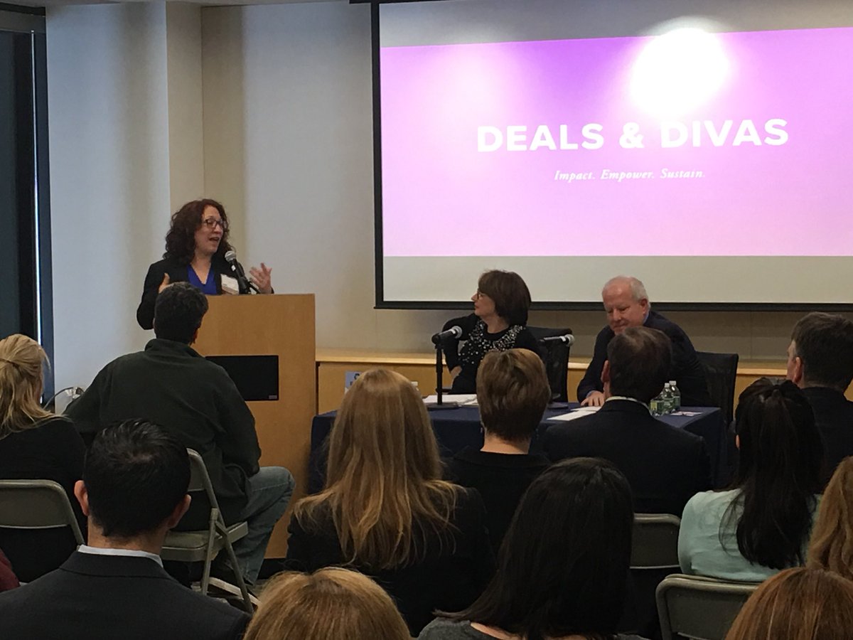 mark_taub's tweet photo. Mary Amato moderating Women in Cannabis event with @DuaneMorrisLLP @CohnReznick @DealsandDivas. https://t.co/91J6Y7ryop