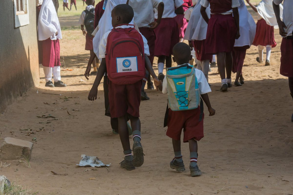 HelpingHandUSA's tweet photo. An estimated 775 million people are illiterate with another 152 million children set to follow. Join HHRD's struggle to provide education and opportunity to the children of our world #SupportEducateEmpower https://t.co/yGOBH8Vh61 https://t.co/QyxznBdIfB