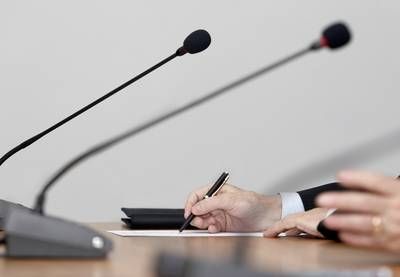 Ondernemers in debat 

met politiek Putten destentor.nl/putten/onderne…
