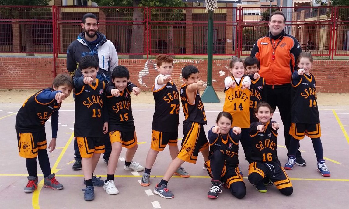 Buscamos BENJAMINES para Liga Primavera. Somos 10! Acércate por el Colegio Ángel Ganivet, Lunes y Miércoles de 16h a 17:30h