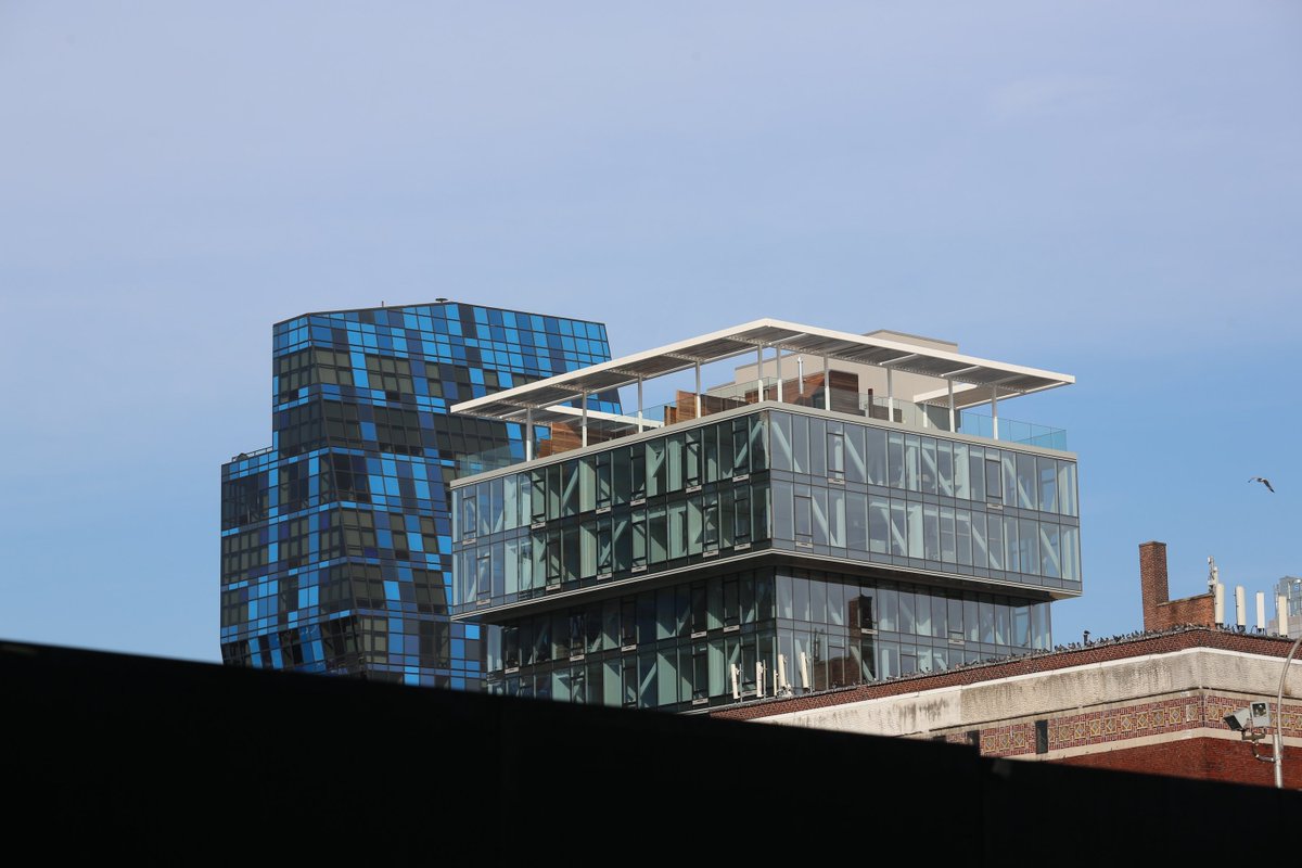 nycgov's tweet photo. The new skyline of Delancey Street in the Lower East Side. #NYCgrows https://t.co/eRRhTG2LDT