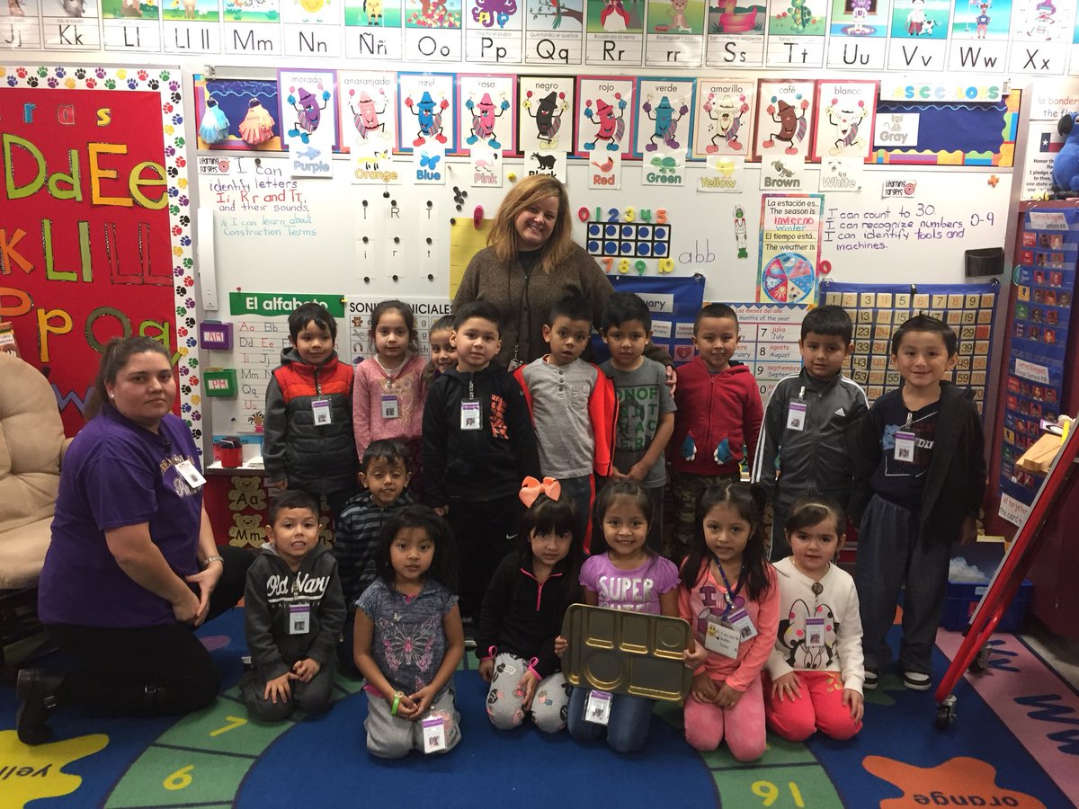 DowellDeloris's tweet photo. On Friday the Golden Awards were given out! Congratulations to these classes for great paws behavior! @ShermanISDSupt @ShermanISD @room17FDECC @hvasquez2015 @RGayleSmith https://t.co/i9m0NEQ9Kx