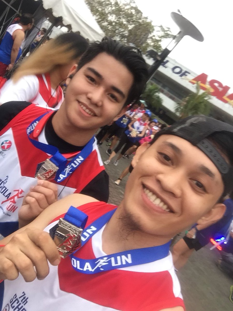 iamyongm_'s tweet photo. First fun for 2018 🏃🏻 Thank you po American Chamber Foundation and captainluz 😁😁😁

https://t.co/sCDVq8EUdi https://t.co/6HMrZr80XU