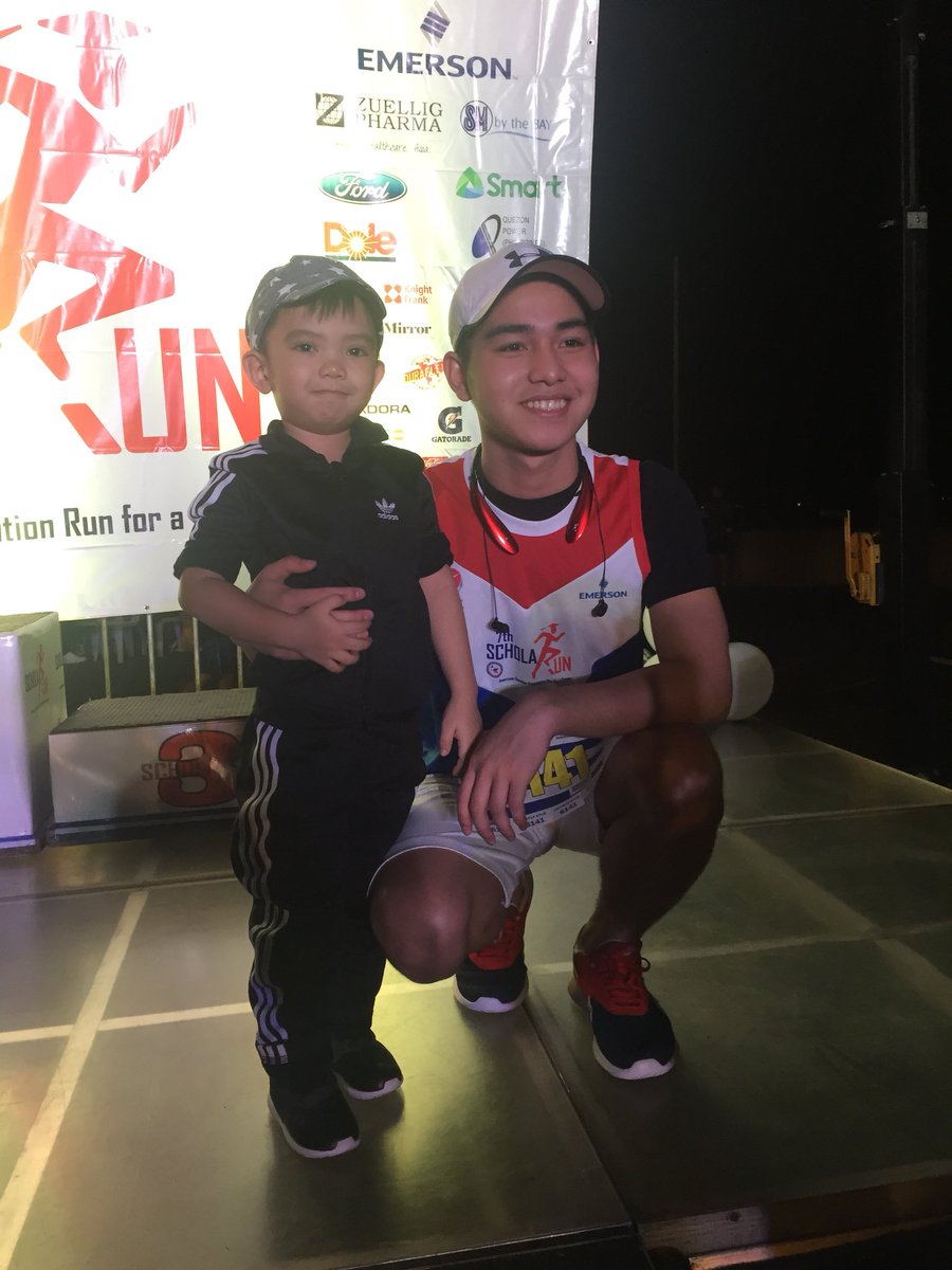 iamyongm_'s tweet photo. First fun for 2018 🏃🏻 Thank you po American Chamber Foundation and captainluz 😁😁😁

https://t.co/sCDVq8EUdi https://t.co/6HMrZr80XU