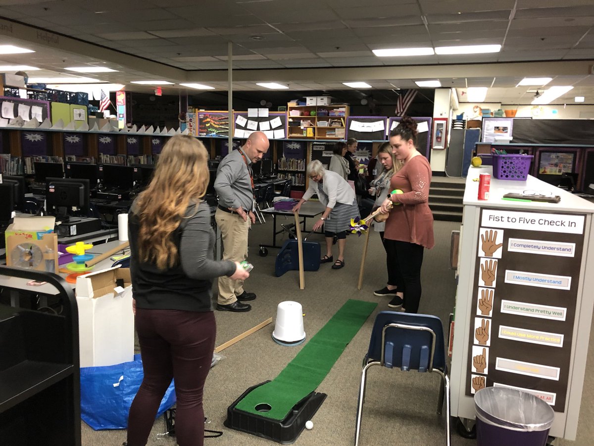 VPS_ReSchools's tweet photo. Truman staff experiencing project based learning. Fun times thinking about how to meaningfully engage learners. #vpsLearning https://t.co/EM3mIGjSsB