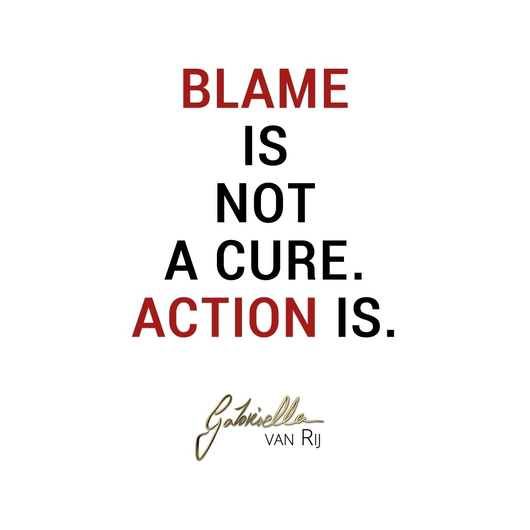 GabriellavanRij's tweet photo. Become and active witness for others. Help those who are being bullied and #BeTheDifference in someone’s life. #bullying #kindness #actofkindness #kindlife #activewitness #kindnesslifstyle #mondaymotivation #quote https://t.co/qrlwS9CwiI
