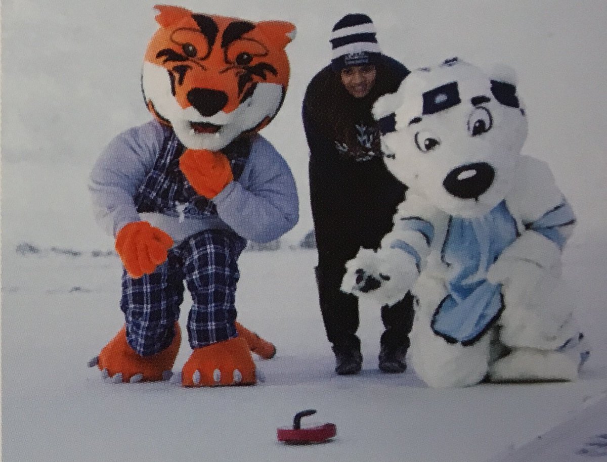 "Furries" isn't niche enough an audience of prospective students? Add curling. sadmissions.com/170545166638/W… #collegeadmissions #college #collegesearch #collegeapplications #RIT #curling