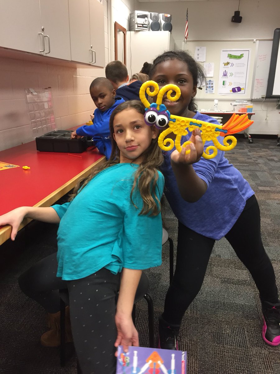 DrJustinNichols's tweet photo. @MauriaGanther thanks for bringing students down for orientation at #NCESCreationStation @NewCastleES_VB https://t.co/IvbIzLj1XO