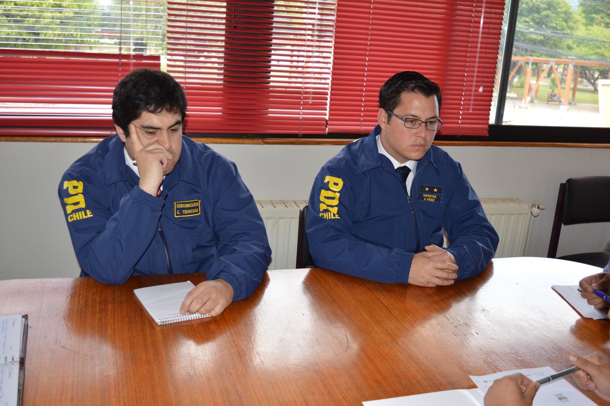 gprovaysen's tweet photo. Tercer comité policial de seguridad publica liderado por Gobernador de la provincia Luis Oyarzo Ceron. https://t.co/lWEvZeoQ4C