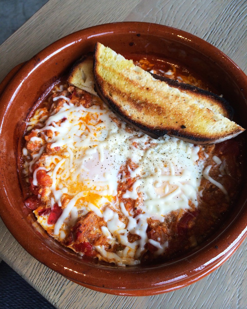 Celui qui vole toujours la vedette au #brunch 😎🍳
#ChiliDéjeuner