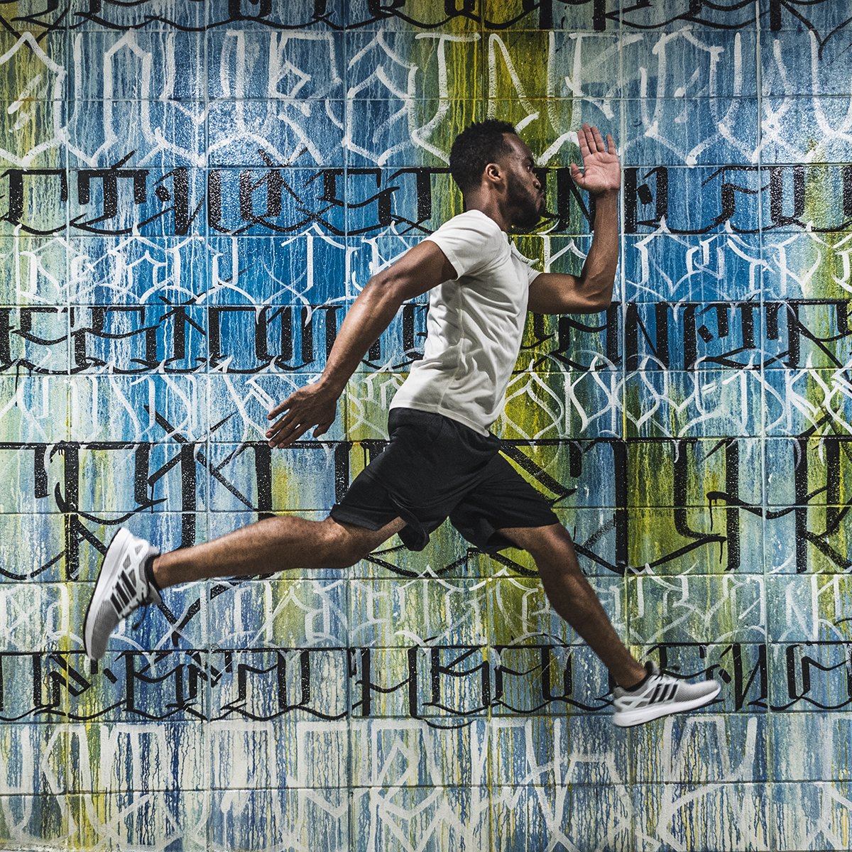 We are the running buddy that always keeps pace.
#keepthepace #passionforrunning #getsupearly #greatlistener #locklaces