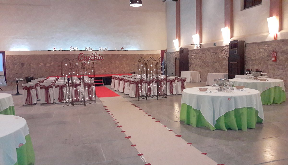 AlekHosep's tweet photo. Pedida Belleza Infantil 
#bellezainfantil #elpoblet #bodasnet #bodas2017 #bautizo #decor #decoracioninteriores #decoracionexteriores #exterior #interior #salondebodas #alicante #spain #comuniones #wedding #weddingceremony #weddingevents #weddingplaning #ceremony #events https://t.co/uNDv21hAkh