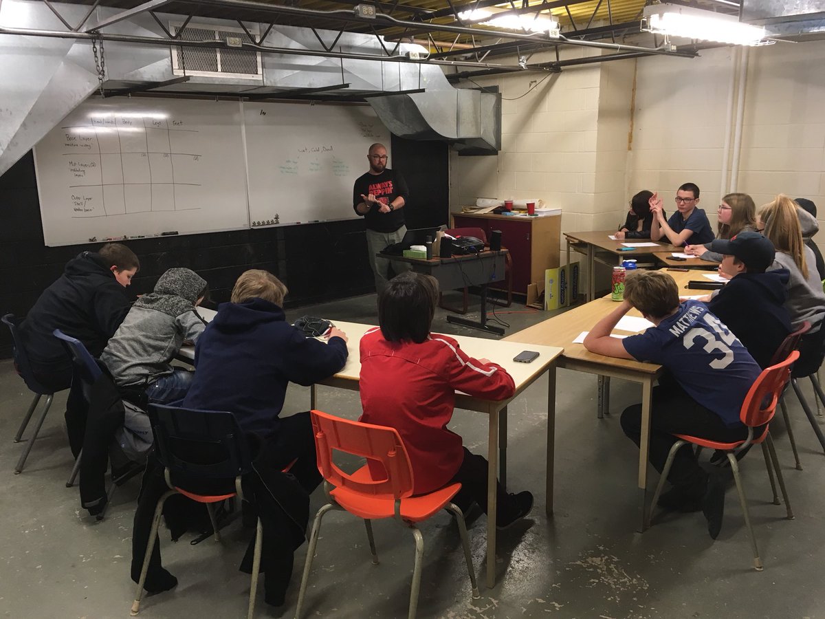 HDSBaccess's tweet image. Outdoor Ed has begun! There’s  no such thing as bad weather, only bad clothing, so today we covered the basics of #layering and #FashionVsFunction