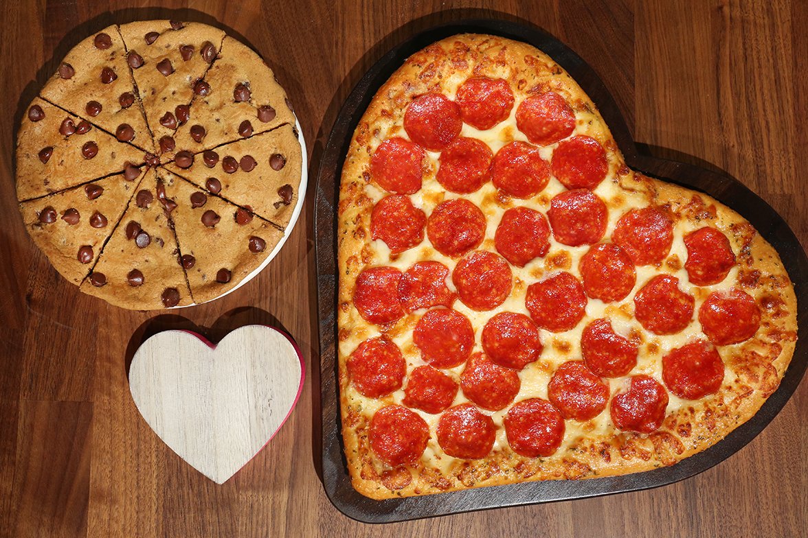 Heartshaped Pizza Near Me Chester Pearson Kabar