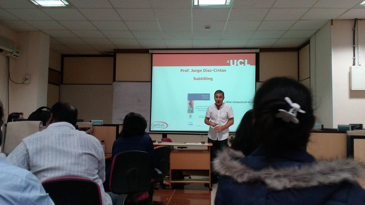 Ayoobrahman's tweet photo. @JorgeDiazCintas leading the workshop on subtitling at University of Hyderabad.
#GIANAVTUoH
#GIAN
#audiovisual
#translation
#CALTS https://t.co/DxQGfKITSp