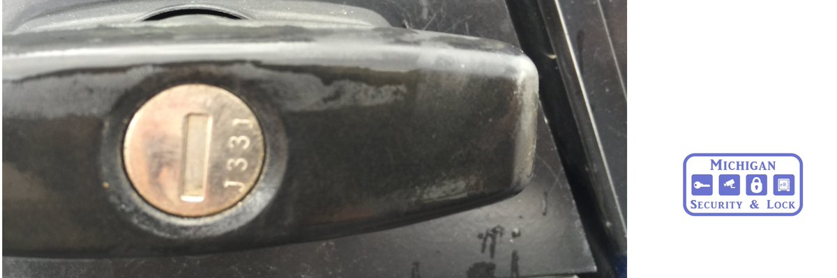 MichLocksmith's tweet image. If you have a number stamped on the face of your lock. And you have lost your keys or your keys no longer work well. Michigan security and lock can create a key by code for you. 
#locksmith #kalamazoo #codekey #lostkeys