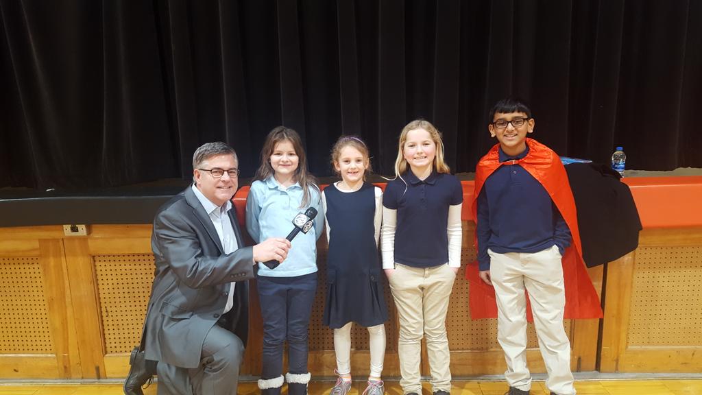 SwansonTES's tweet photo. Thank you @ToddConnorTV from @WSBT #ILovetoReadChallenge #TeamSouthBend https://t.co/IXsY004qsY