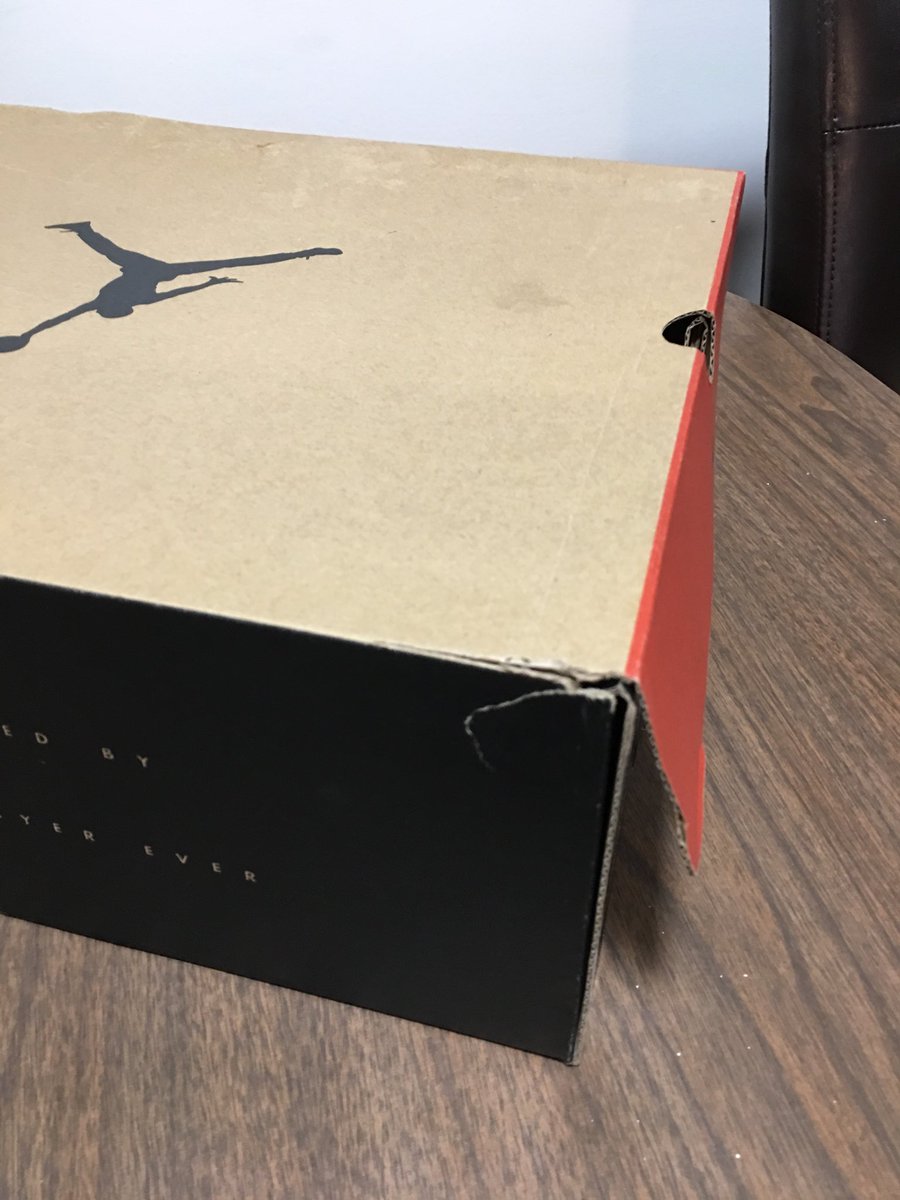 theJamesFrye's tweet photo. @goatapp would a tear this size need to be reported as “damaged” box but new shoes? https://t.co/0aBjILKZZq
