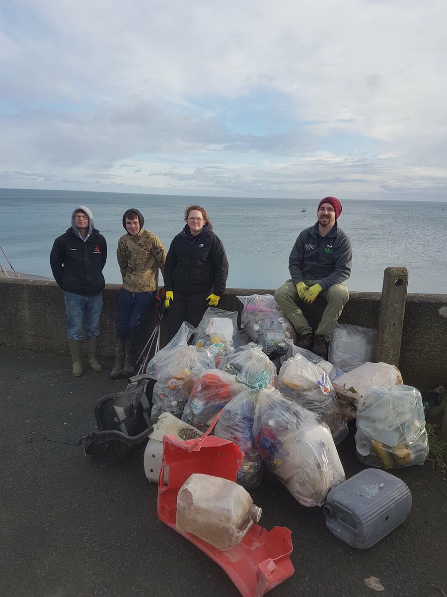 YFCUPresident's tweet photo. Congratulations Mourne YFC on their beach clean last Saturday in Kilkeel with the @GrassrootsChNI team. A tremendous effort from the members. #MembersSuccess https://t.co/EWYesDDu5E