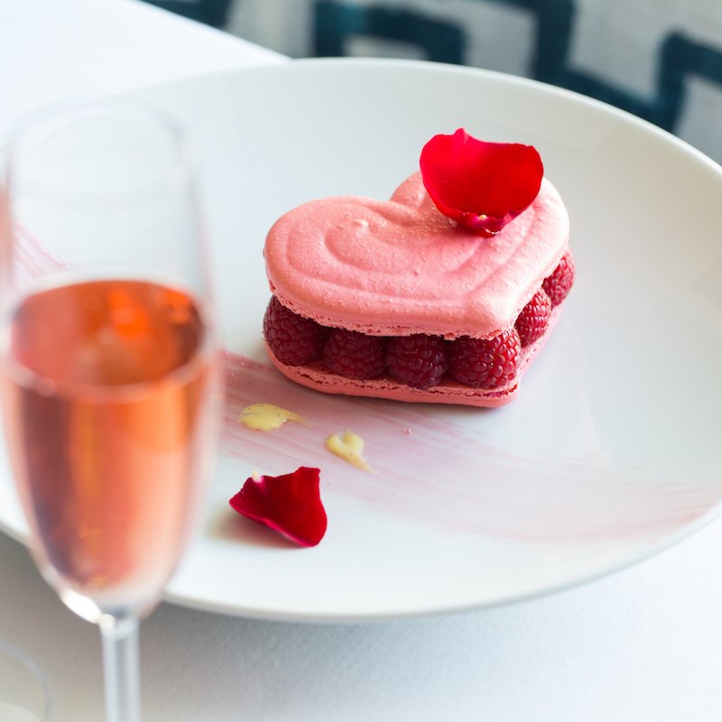 Desserts for two we ❤️  <a href="/theriggsby/">The Riggsby</a> @latablehouston @boothonechicago <a href="/wildfirerest/">Wildfire Restaurant</a> <a href="/bazaarbyjose/">The Bazaar by José Andrés</a> <a href="/coldstoragechi/">coldstorage</a>+ more for #ValentinesDay and beyond: bit.ly/2sbTLQXCg