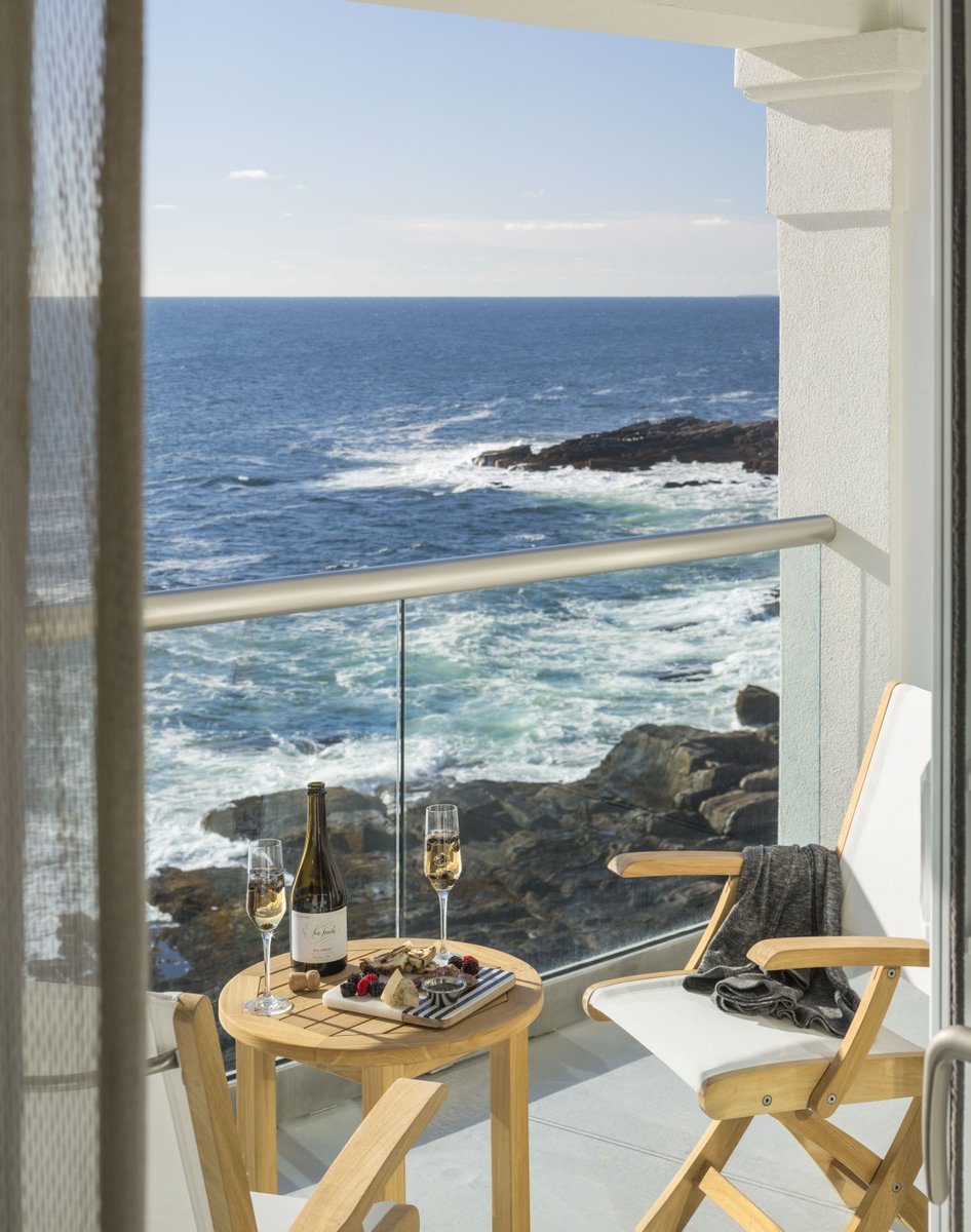 Located minutes from Ogunquit's sandy beach, <a href="/CliffHouseMaine/">Cliff House Maine</a> stretches across 70 oceanfront acres atop Bald Head Cliff on the southern coast of #Maine.  2nt pkgs (departs May 17) from Toronto starting at $752pp, based on dbl occ (incl. $152 taxes &amp; fees) goo.gl/KuWsHA