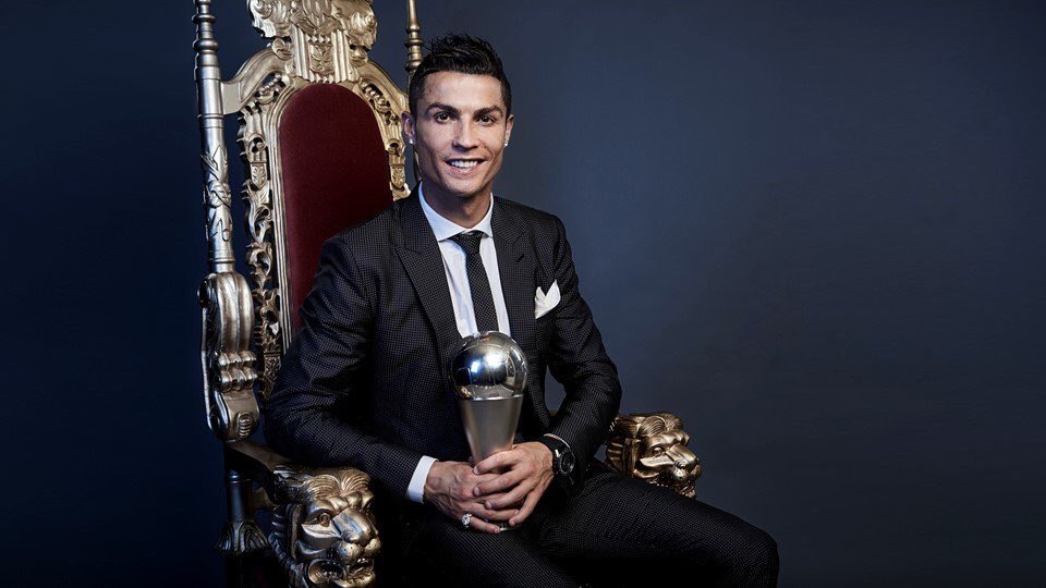 Africa10's tweet image. Happy Birthday @Cristiano 🐐 
🗓️ 746 Games
⚽️ 628 Goals 🏆 4x UCL
🏆 4x Club World Cup
🏆 3x UEFA Super Cup
🏆 3x Premier League
🏆 2x La Liga
🏆 2x Spanish Super Cup
🏆 2x Copa del Rey
🏆 1x Euros
🥇 5x Ballon d'Or
🥇 4x Golden Boots
🥇 3x UEFA Best
🥇 2x FIFA Best
#Africa10