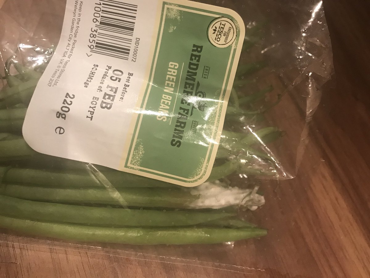 Sophistiqe's tweet photo. @Tesco at its best! This is on a regular basis , Tesco at its finest . Vegetables , potatoes and salad, but this is ridiculous, it’s the 5th Feb and it has mold. #tesco #tescogrocery #mold #sick #revolting #essex #ill Disgusting!!!! https://t.co/p1Deqgc0qW