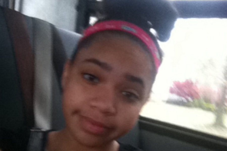 Shibuya girls in school uniforms, loose socks & animal 