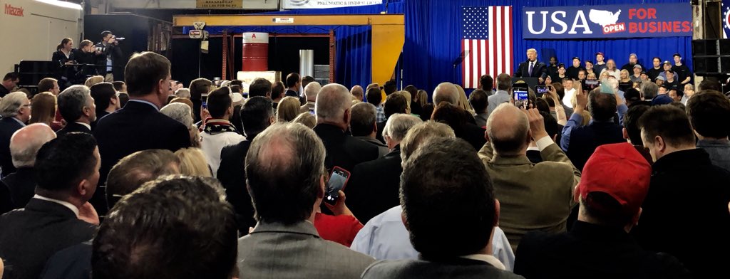 Scavino45's tweet photo. “We have already created nearly 2.6 MILLION jobs since the election – including more than 200,000 new jobs in manufacturing alone. We are bringing back those four magnificent words: MADE IN THE USA.”
@POTUS @realDonaldTrump https://t.co/kd7LvUFbV1