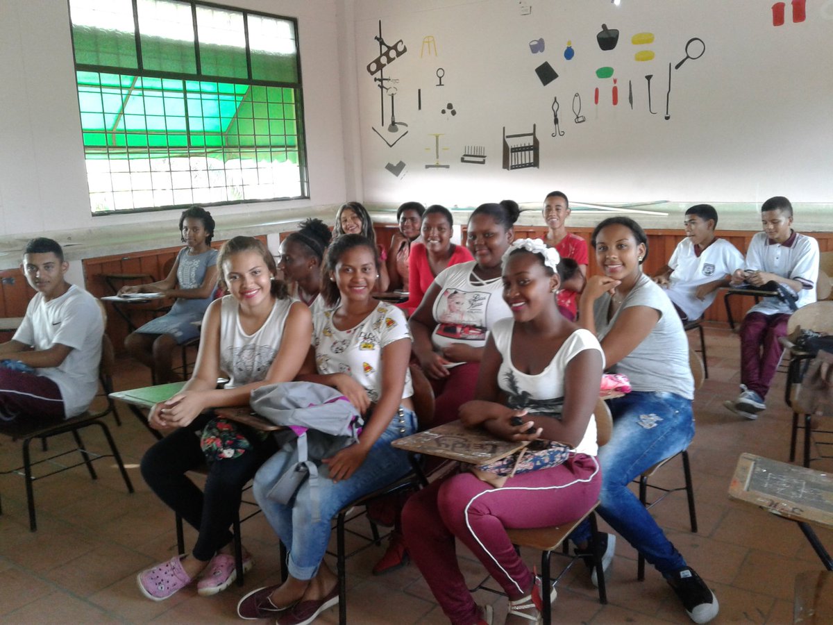 JosEdwinMosque1's tweet photo. Así inicia la inducción a la articulación con la media grado 10 institución educativa Luis fernando restrepo zaragoza antioquia gracias a Dios y al sena por permitir que esto sea posible.@senacfma. https://t.co/cc6LecAJhc