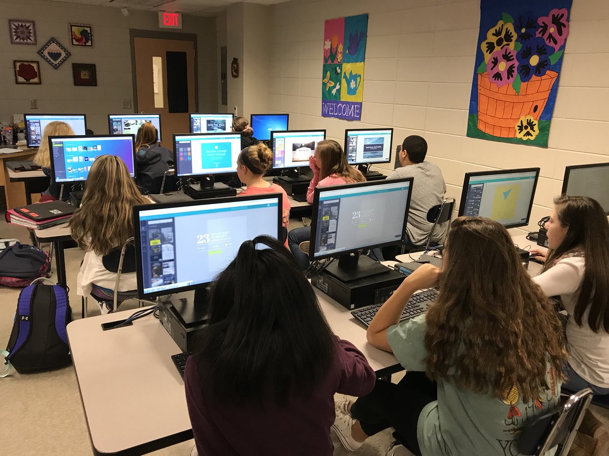 PreisigJessica's tweet photo. Ss @EdgeAnita explored @canva today in #DigitalLiteracy #RCEcreates https://t.co/UsOkQ9y4B9
