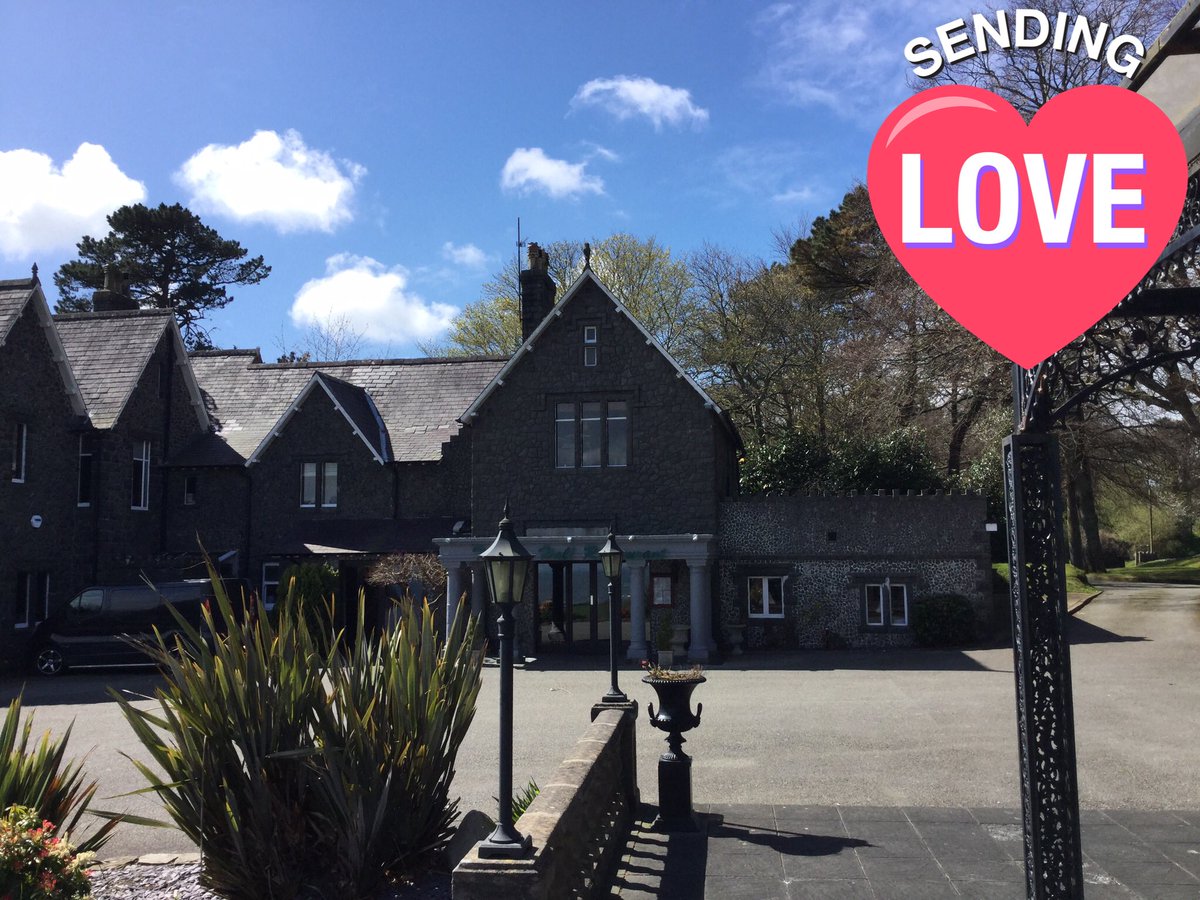 AlaaKahil78's tweet photo. @visitwales #visit_Tremfan_Hall #NorthWales #TremfanHall  #Perfect for #Valentine2018 the place to be for your #love &amp; #Romance @TremfanHall #Hotel #rooms &amp; #Restaurant #Llanbedrog #Pwllheli #Abersoch #North_Wales @22mosalah #VisitTremfanHall #ValentinesTreats #Valentines #ValentinesDay2018 https://t.co/YXvqPDYUxu