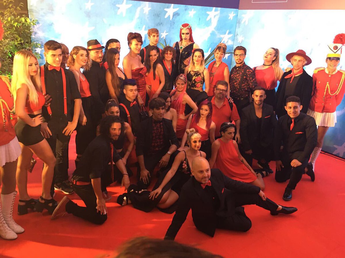 muscarijoseok's tweet photo. Acá estamos ! Estos somos !
Somos @Bollywood_OK felices en la entrega de los #PremiosEstrellaDeMar 🔥🔥🔥 https://t.co/5xBTNHxVvV