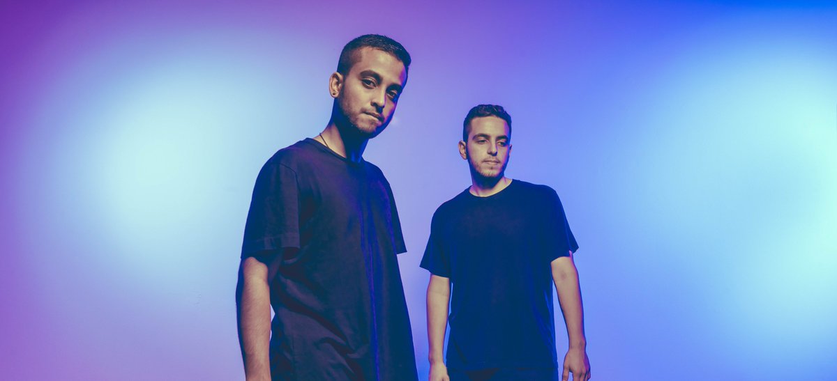 wolfinasuitblog's tweet photo. Listen: "Broadway to Bombay" by @modestaband https://t.co/p8xlDLqv2V #broadwaytobombay #modesta #wolfinasuit #Boston #indiemusic #newmusic #indiepop #rnb #MustListen #music #indie #duo https://t.co/b8WdBNccOR