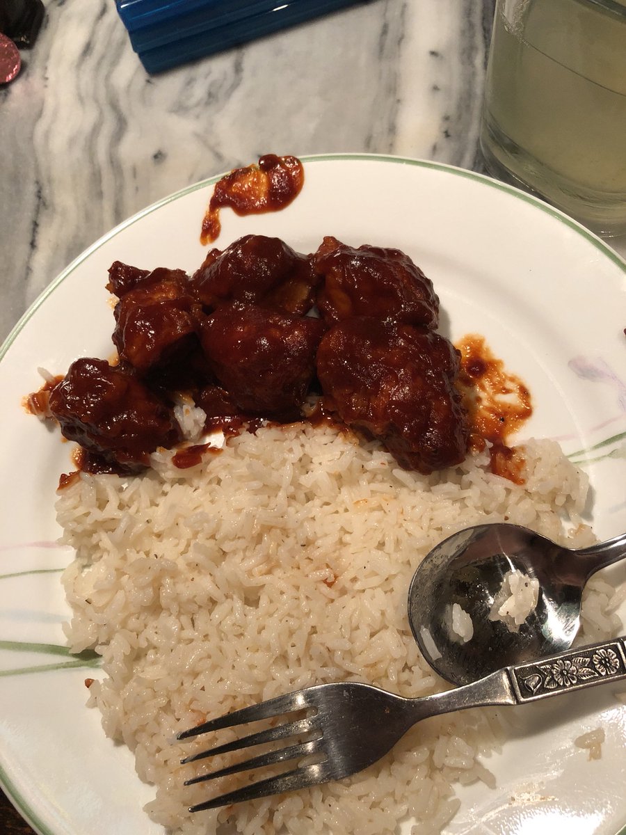 roxyroo15's tweet photo. Hey @GordonRamsay how does my food look? https://t.co/3uraQiZoEN