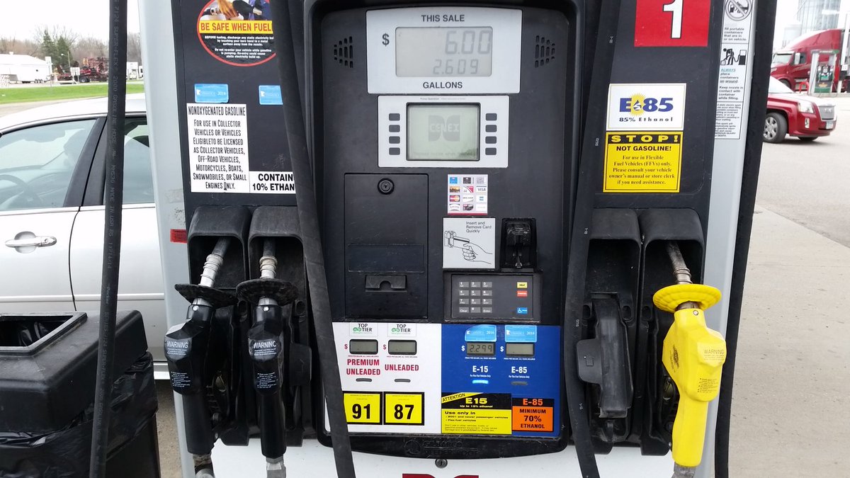 MNBiofuels's tweet photo. Proving once more that there is no blend wall, Minnesota leads the nation with ethanol consumption comprising 12.4 percent of state transportation fuel in 2016, Furthermore, ethanol had a 10.02 share of ALL fuel consumed in the United States in 2016! https://t.co/BTOVUv8YTR https://t.co/5RwLgi6MqJ