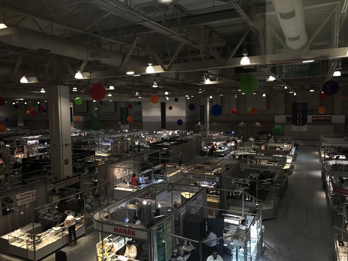 MntnViewDECA's tweet photo. A handful of our members were provided the amazing opportunity to go behind the scenes and learn about the gemstone industry, thank you for having us!! https://t.co/GCZwxi0we8